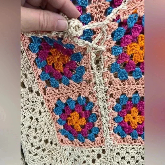 Handmade Granny Square Sweater Open knit V neck pullover - Picture 2 of 7